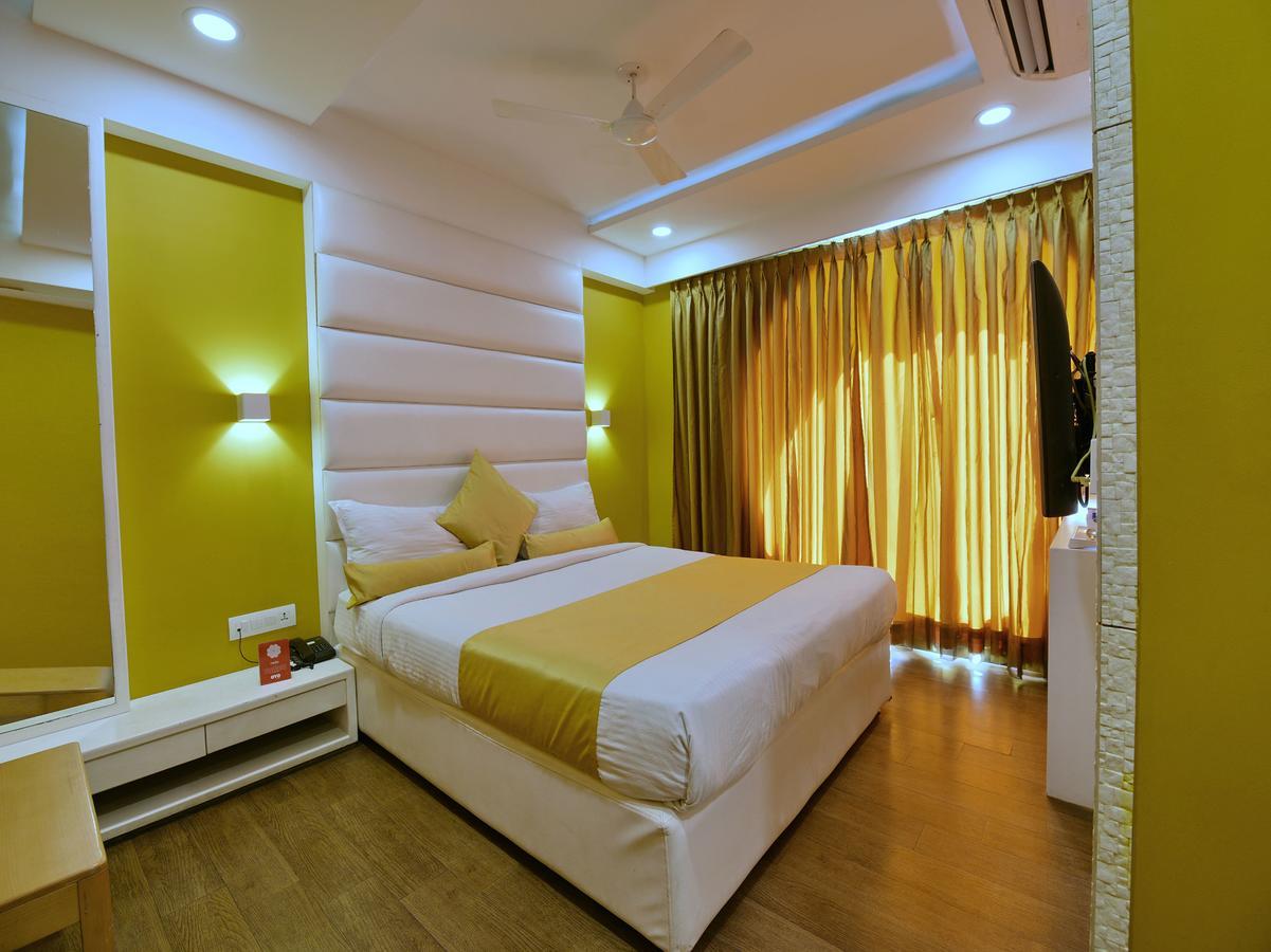 Oyo 963 Hotel Rumaya Ujjain Exterior foto