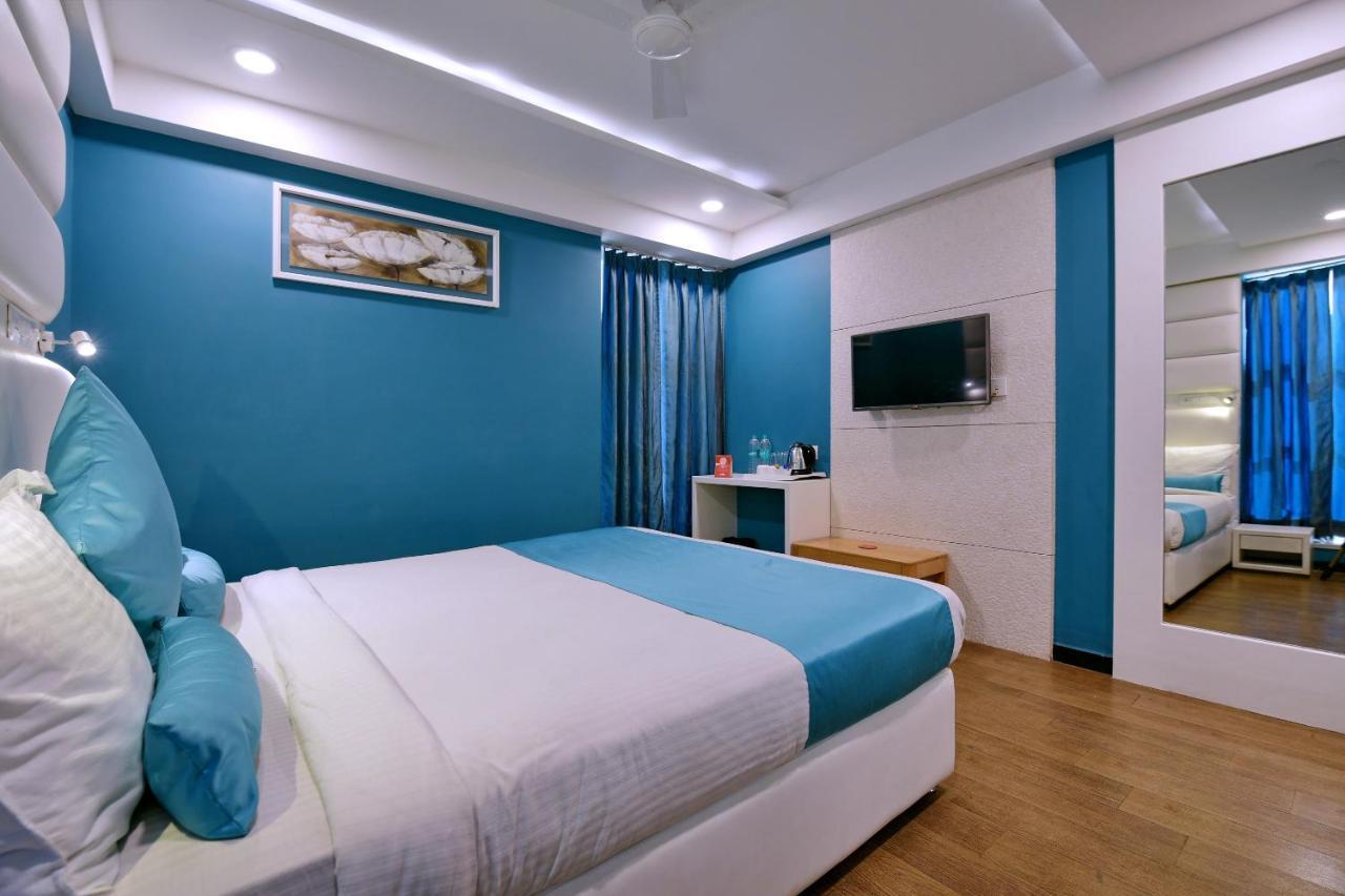 Oyo 963 Hotel Rumaya Ujjain Exterior foto